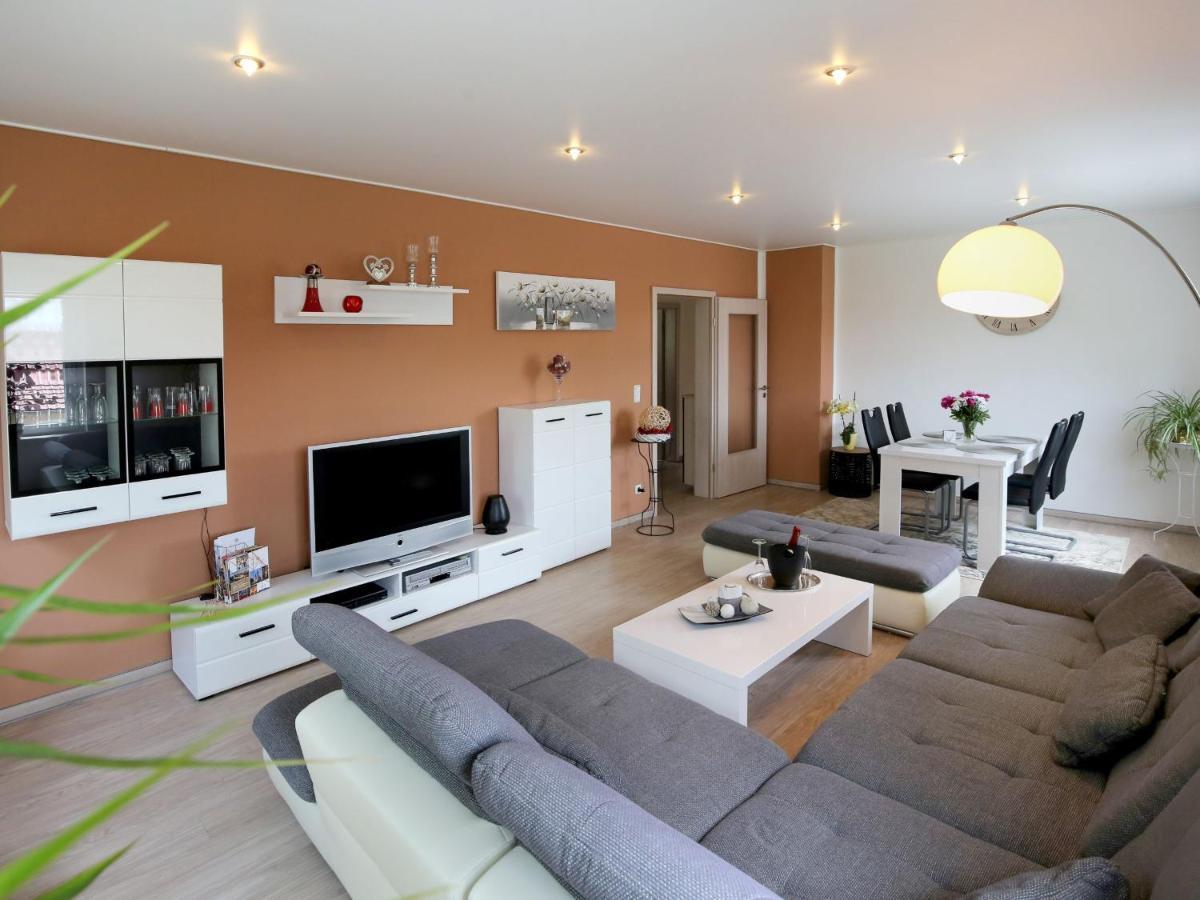 Ferienwohnungen Haus Angela มึลเฮาเซน ภายนอก รูปภาพ