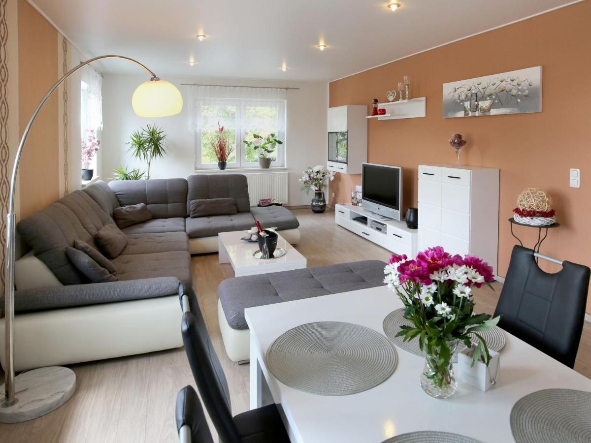 Ferienwohnungen Haus Angela มึลเฮาเซน ภายนอก รูปภาพ